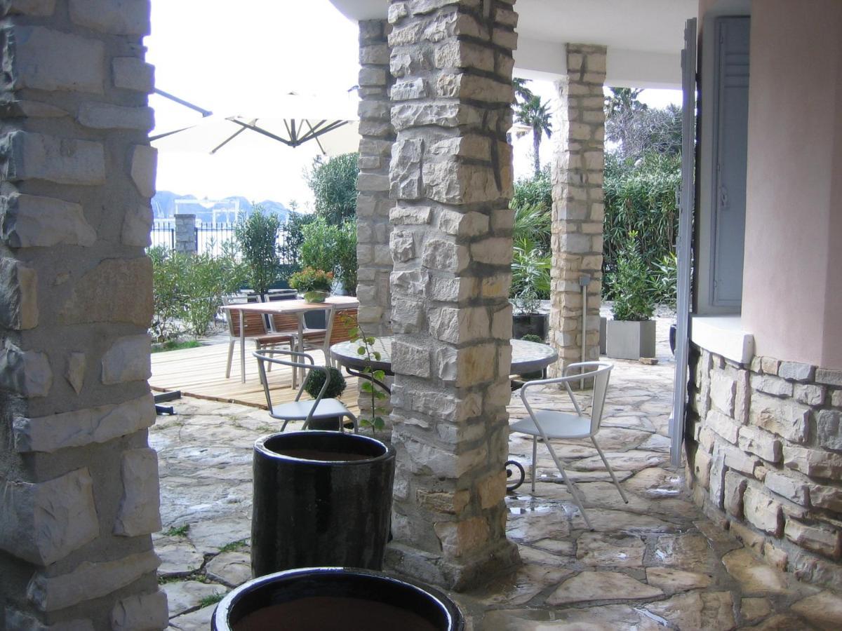 Appartement T3 BEAURIVAGE-Villa du Golfe La Ciotat Extérieur photo